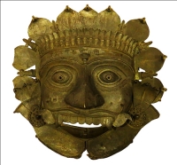 Title : Bhuta Mask From Karnataka<br> Medium: Mixed Alloy<br> Size :11.5 x 11.5 x 4.5 inches
